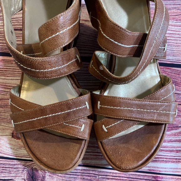 EUC Stuart Weitzman Platform Wedge - Picture 5 of 14